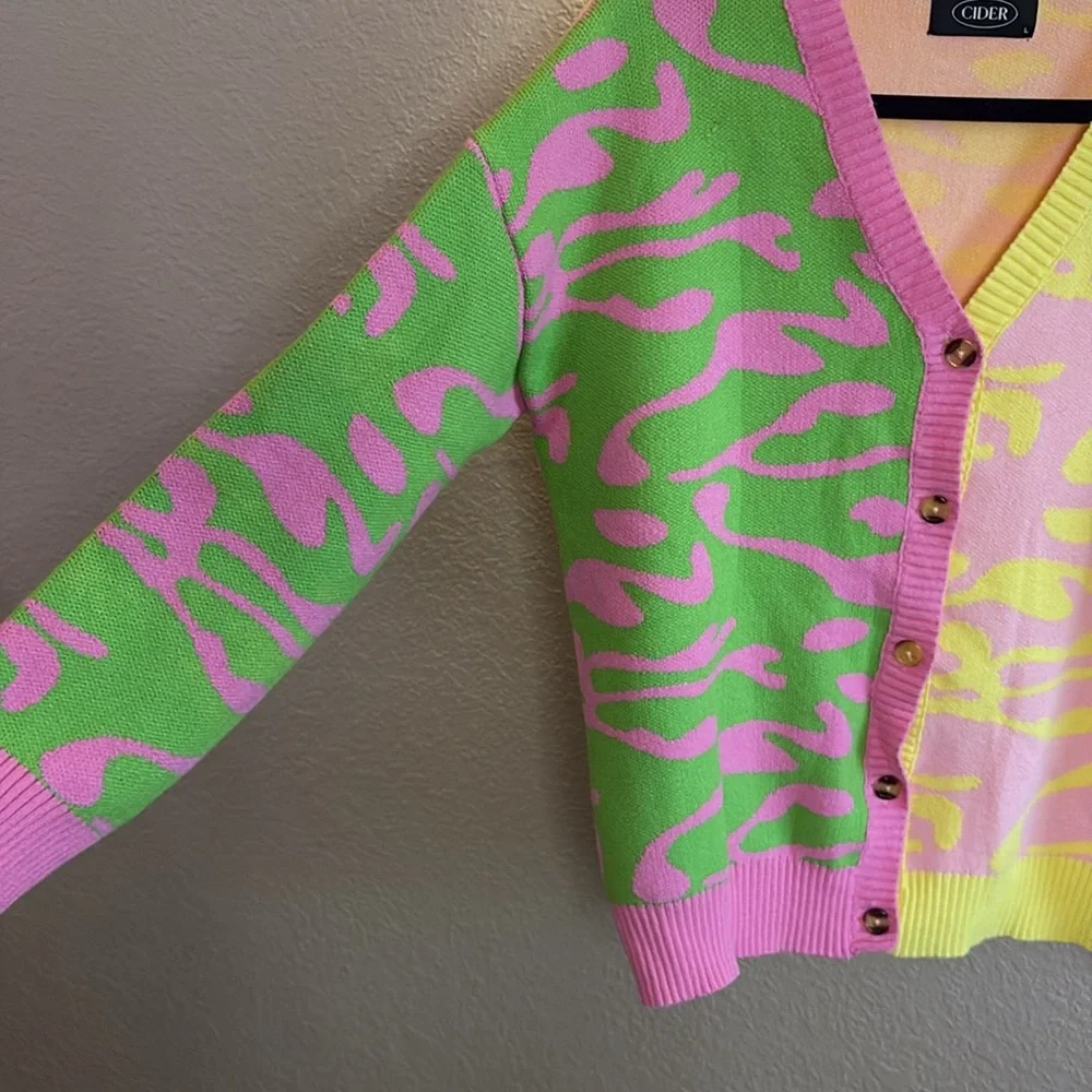 Cider Retro Lava Lamp Pastel Swirl Color Block Cardigan Sweater/ Size large - Picture 4 of 8